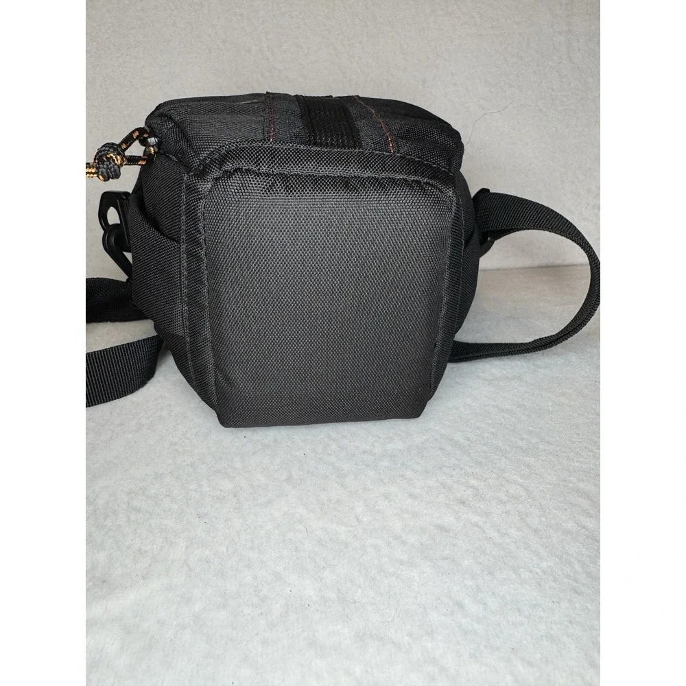 Lowepro Camera Bag Top Loading Adventura TLZ 15‎ for Compact D-SLR Camera
